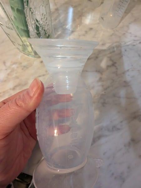 Cover art for Haakaa Gen. 2 Plus Manual Breast Pump Review (From a Mom of Four)
